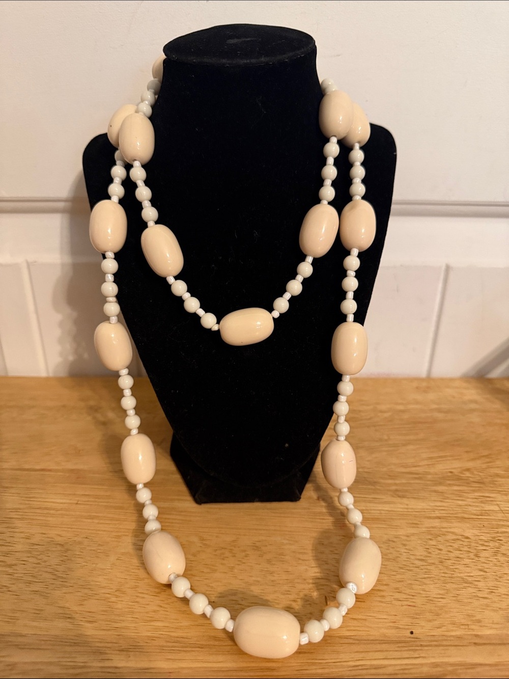 Elegant Cream Beaded Long Necklace - Women's Layering Jewelry Vintage lucite
